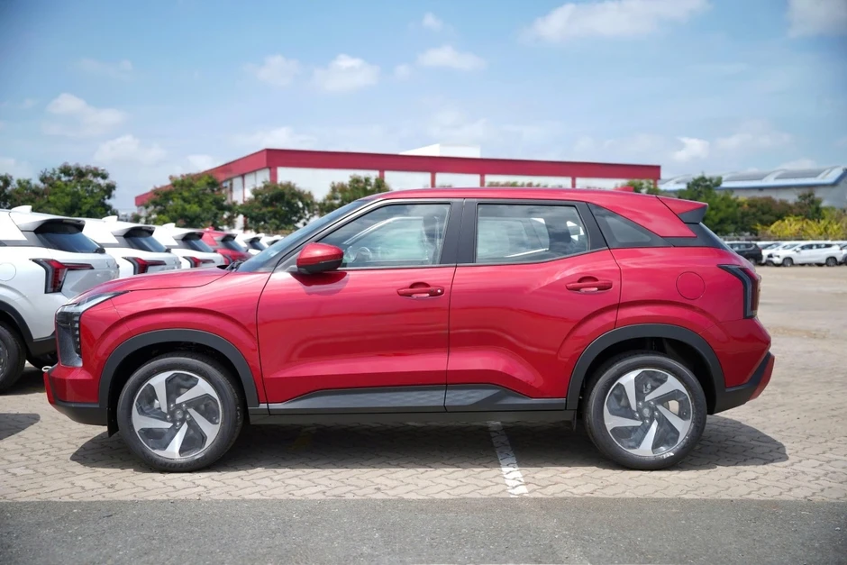 Mitsubishi Xforce 2026 ra mắt, giá từ 605 triệu đồng