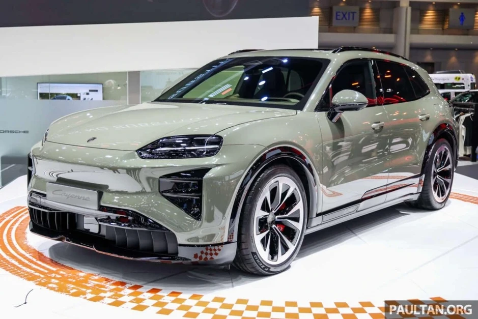 Ngắm SUV điện hiệu suất cao Porsche Cayenne Electric