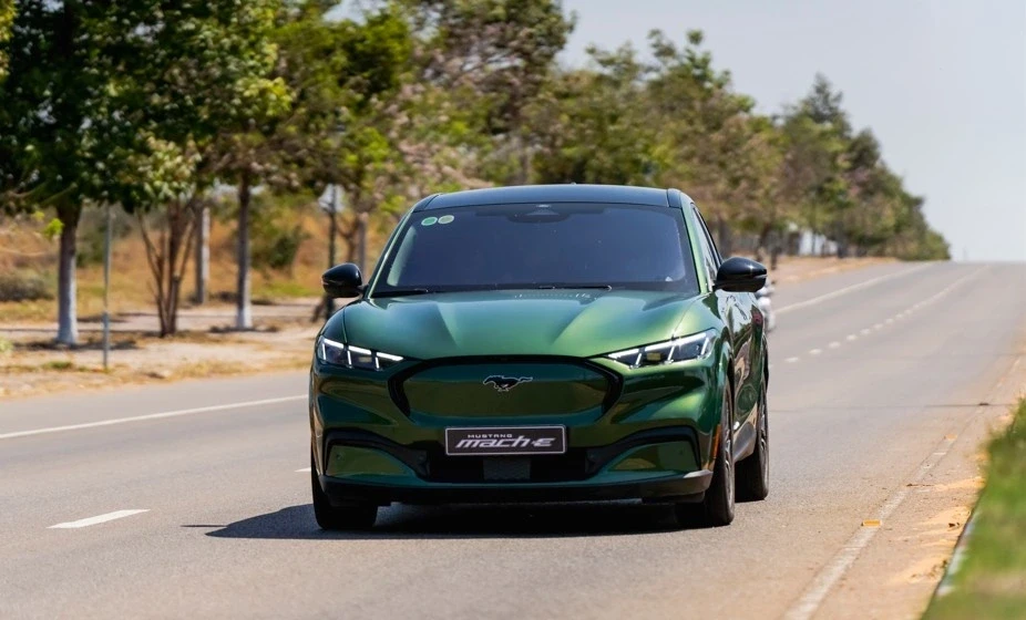 Những mẫu xe giảm giá hàng trăm triệu đồng trong tháng 4/2026 Những mẫu xe giảm giá hàng trăm triệu đồng trong tháng 4/2026