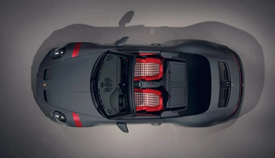 Porsche 911 GT3 mui trần đầu tiên có gì đặc biệt?