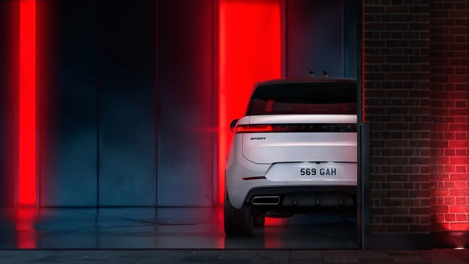Range Rover tung bộ sưu tập 4 phiên bản đặc biệt đậm chất thủ đô London Range Rover tung bộ sưu tập 4 phiên bản đặc biệt đậm chất thủ đô London