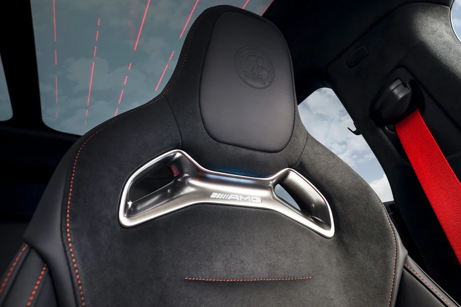 'Siêu xe' điện Mercedes-AMG GT 4-Door Coupe lộ ảnh nội thất 'Siêu xe' điện Mercedes-AMG GT 4-Door Coupe lộ ảnh nội thất