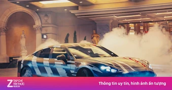 'Siêu xe' điện Mercedes-AMG GT 4-Door Coupe lộ ảnh nội thất