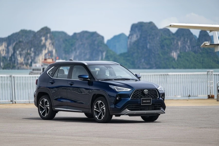 Toyota bán ra gần 6.000 xe trong tháng 5/2026, Hilux "vượt mặt" Vios