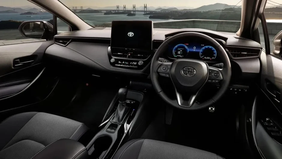 Toyota Corolla ra mắt bản đặc biệt thể thao kỷ niệm 60 năm Toyota Corolla ra mắt bản đặc biệt thể thao kỷ niệm 60 năm