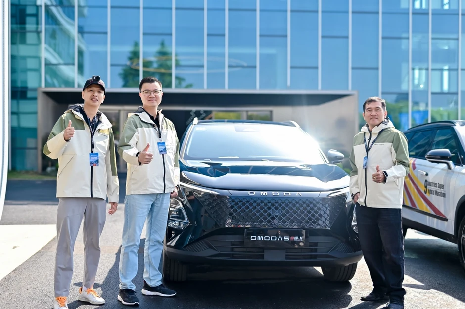 Việt Nam giành chiến thắng tại thử thách “Super Hybrid Marathon 9 quốc gia” Việt Nam giành chiến thắng tại thử thách “Super Hybrid Marathon 9 quốc gia”
