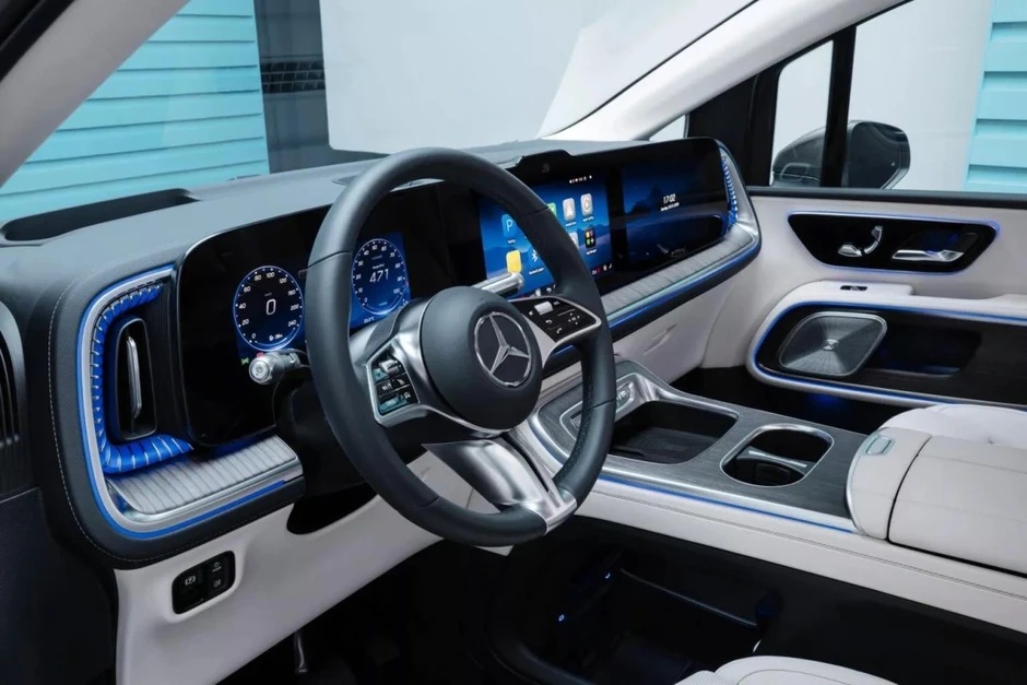 Xe MPV hạng sang - Mercedes VLE chính thức ra mắt với màn hình 31 inch Xe MPV hạng sang - Mercedes VLE chính thức ra mắt với màn hình 31 inch