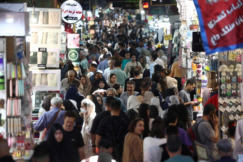 “Cuộc chiến kinh tế” của ông Trump có thể gây tổn thương Iran đến đâu? “Cuộc chiến kinh tế” của ông Trump có thể gây tổn thương Iran đến đâu?
