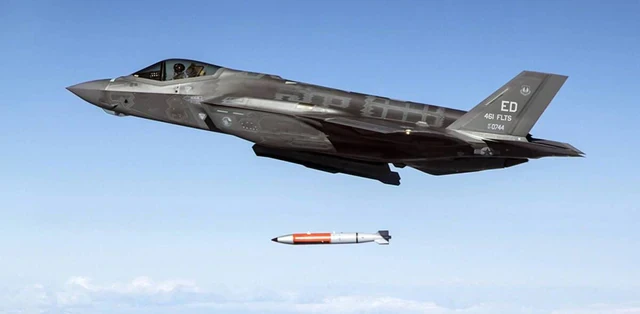 1.300 km biên giới Nga xuất hiện biến số mới: Thành viên NATO mở “cánh cửa” hạt nhân - Moscow lo gì?