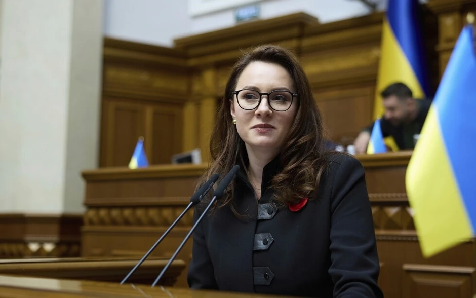 Bí ẩn nữ Thủ tướng Ukraine từ chức gây chấn động, ông Zelensky cải tổ chính phủ Bí ẩn nữ Thủ tướng Ukraine từ chức gây chấn động, ông Zelensky cải tổ chính phủ