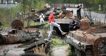 Chiến sự Ukraine 16/9: Nga chọc trúng 'tổ ong bắp cày" ở Kharkov, Ukraine hỗn loạn vỡ trận - "Con lắc đảo chiều" quá nhanh ở Liman, Nga có dấu hiệu rút chạy