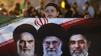 Cơn thịnh nộ của phe 'siêu cứng rắn' Iran với nhóm chủ hòa