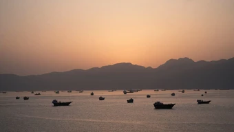 Hàn Quốc rơi vào thế tiến thoái lưỡng nan sau sự cố ở eo biển Hormuz