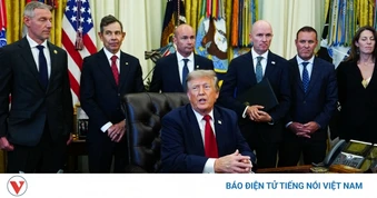 Hậu trường cuộc vận động 24 giờ thuyết phục ông Trump bỏ kế hoạch thu phí Hormuz