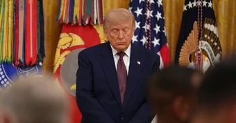 Iran kiểm soát eo biển Hormuz, Tổng thống Trump đối mặt thách thức lớn
