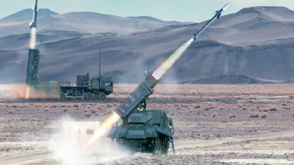 Israel chốt thương vụ vũ khí lịch sử với quốc gia NATO: Romania có hệ thống phòng không Spyder, Nga thêm lo Israel chốt thương vụ vũ khí lịch sử với quốc gia NATO: Romania có hệ thống phòng không Spyder, Nga thêm lo