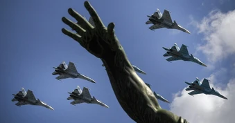 Không quân Nga vượt trội nhưng Ukraine là đối thủ "khó chơi" - Su-34 không thể ồ ạt xuất kích ném bom rải thảm nghiền nát Ukraine