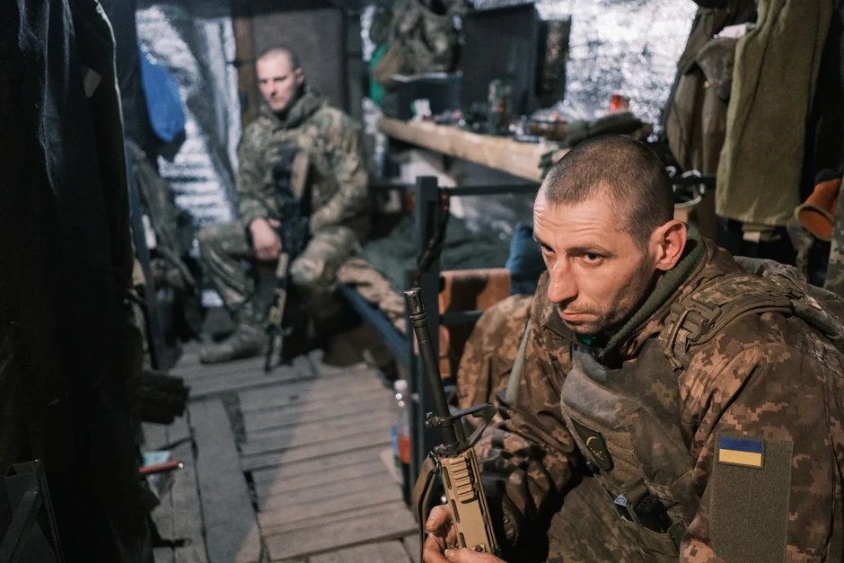 Lính Ukraine kể về cú phản công nước rút xuyên vùng nguy hiểm Zaporizhia: Nỗi sợ hãi và lo lắng bao trùm Lính Ukraine kể về cú phản công nước rút xuyên vùng nguy hiểm Zaporizhia: Nỗi sợ hãi và lo lắng bao trùm