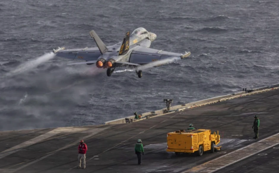Mỹ điều USS George Washington tới Trung Đông, Thái Bình Dương “hở sườn”?