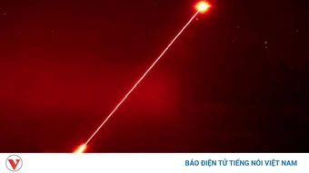 Mỹ đưa vũ khí laser tới Hormuz, mở màn cuộc săn UAV và tên lửa