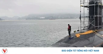 Mỹ hé lộ cách triển khai UUV “tiếp tế tàng hình” cho tàu ngầm