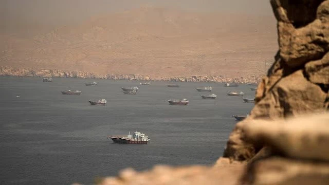 Mỹ - Iran tái khai hỏa: Ai nắm "van khóa" dầu mỏ toàn cầu? Mỹ - Iran tái khai hỏa: Ai nắm "van khóa" dầu mỏ toàn cầu?