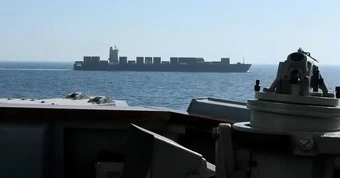 Mỹ thu giữ tàu Iran có phải dấu hiệu tấn công quân sự mới?
