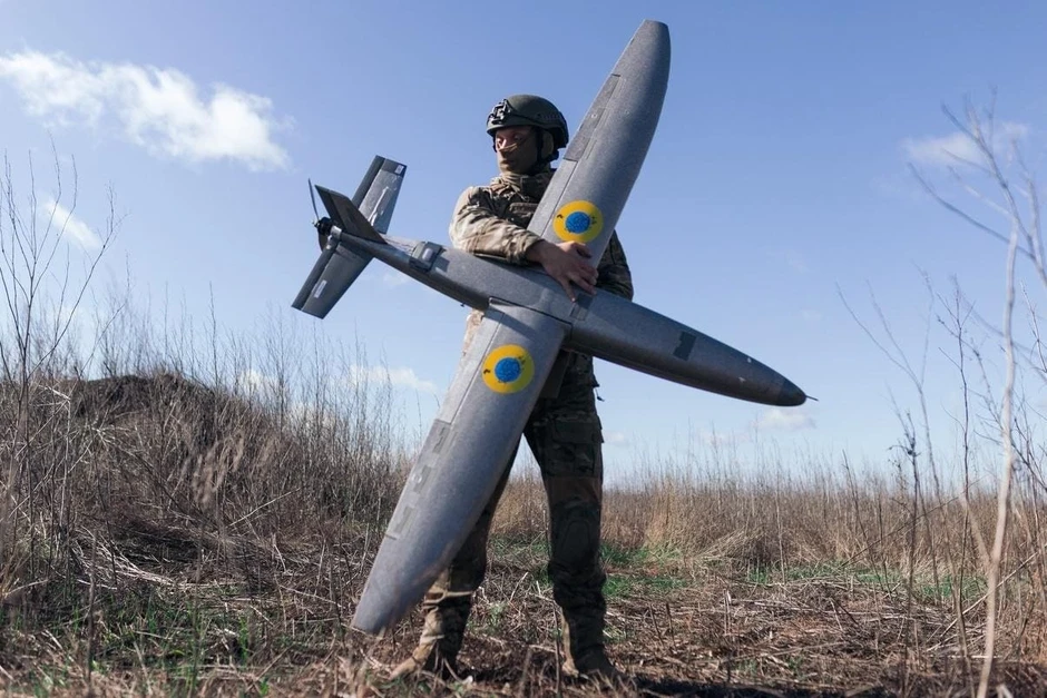 Một người vận hành 100 UAV: Công nghệ xoay chuyển chiến sự ở Ukraine Một người vận hành 100 UAV: Công nghệ xoay chuyển chiến sự ở Ukraine