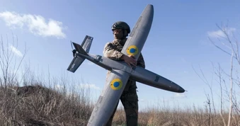 Một người vận hành 100 UAV: Công nghệ xoay chuyển chiến sự ở Ukraine
