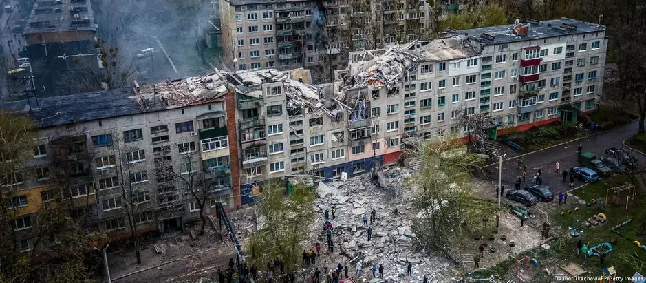 Nga ép mạnh Sloviasnk, Ukraine quyết không buông súng đầu hàng: Cú phản đòn bất ngờ khiến cục diện xoay chuyển quá nhanh, 1-0 tạm nghiêng về phía Ukraine