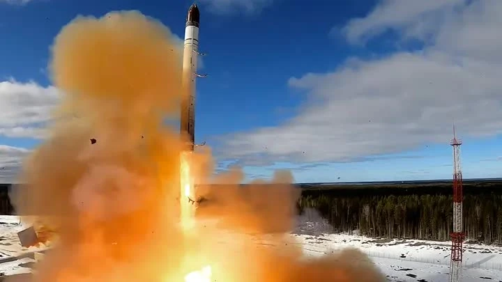 Nga sắp thử vũ khí mới tầm bắn 800 km: Chuyên gia Mỹ chỉ ra “điểm đáng lo” ở giai đoạn cuối Nga sắp thử vũ khí mới tầm bắn 800 km: Chuyên gia Mỹ chỉ ra “điểm đáng lo” ở giai đoạn cuối