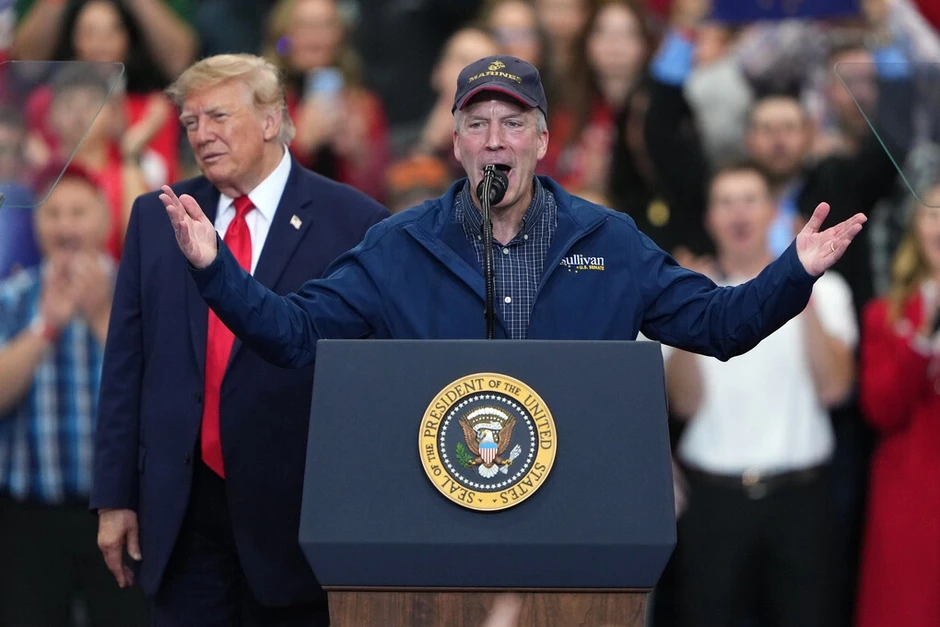 Những người Cộng hòa 'tách mình khỏi ông Trump' trước bầu cử giữa kỳ Những người Cộng hòa 'tách mình khỏi ông Trump' trước bầu cử giữa kỳ