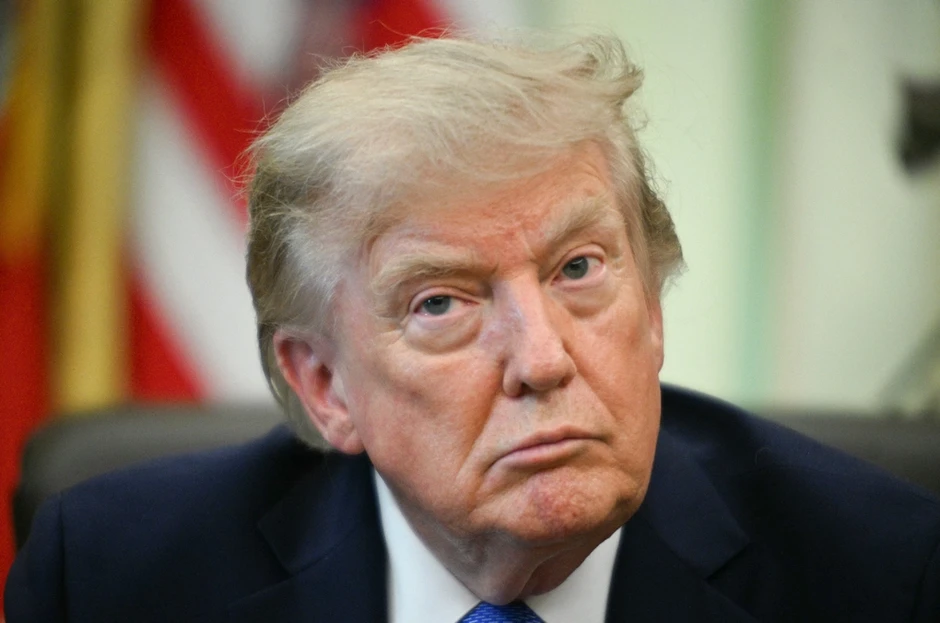 Nỗi tức giận khiến ông Trump dọa 'ném bom tơi bời' Oman Nỗi tức giận khiến ông Trump dọa 'ném bom tơi bời' Oman