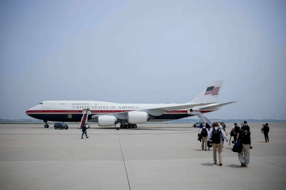Ông Trump từng “kim thiền thoát xác” giữa mối đe dọa của Iran Ông Trump từng “kim thiền thoát xác” giữa mối đe dọa của Iran