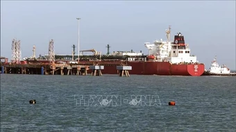 Phong tỏa Hormuz đẩy thị trường dầu mỏ vào vòng xoáy bất ổn mới