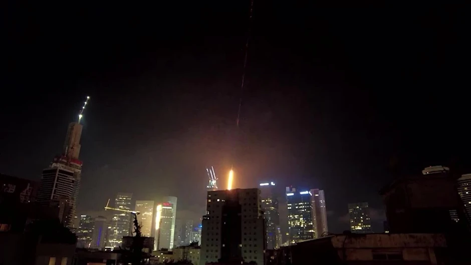 Thách thức với tuyên bố 'thắng dễ Iran' của ông Trump Thách thức với tuyên bố 'thắng dễ Iran' của ông Trump