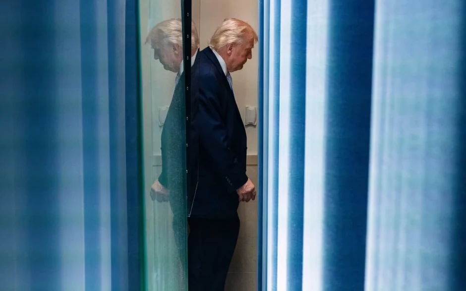 Thế kẹt của ông Trump khi thỏa thuận khung Mỹ - Iran cận kề Thế kẹt của ông Trump khi thỏa thuận khung Mỹ - Iran cận kề