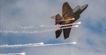 Toàn cảnh xung đột Trung Đông 20/3: Iran tung đòn bất ngờ cho Mỹ - Iran giáng đòn sấm sét vào Israel bằng tên lửa mới nhất, Mỹ chuẩn bị cho kịch bản cực nguy hiểm