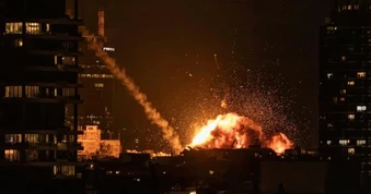 Toàn cảnh xung đột Trung Đông 22/3: Tên lửa Iran xé toang phòng không Israel, đánh thẳng vào thành phố hạt nhân - Vũ khí uy lực của Iran khiến Israel toát mồ hôi hột