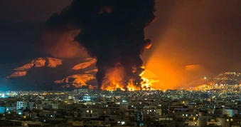 Toàn cảnh xung đột Trung Đông: Israel cạn kiệt vũ khí để đánh chặn, tên lửa Iran dội "mưa hỏa lực" khủng khiếp - Mỹ phá hủy hoàn toàn đảo chiến lược của Iran