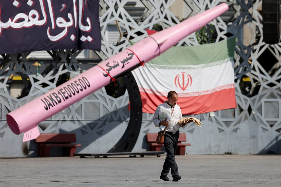 Tổng thống Trump bất ngờ ra lệnh dừng tấn công: Iran giành thắng lợi bất đối xứng - Mỹ không thể đè bẹp Iran bằng sức mạnh quân sự đơn thuần Tổng thống Trump bất ngờ ra lệnh dừng tấn công: Iran giành thắng lợi bất đối xứng - Mỹ không thể đè bẹp Iran bằng sức mạnh quân sự đơn thuần