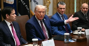 Tổng thống Trump quyết liệt cải tổ bộ máy an ninh quốc gia