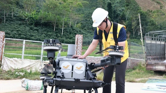 UAV Made by Vietnam khiến báo chí quốc tế và chuyên gia "vào cuộc": Việt Nam đang tiến xa đến đâu? UAV Made by Vietnam khiến báo chí quốc tế và chuyên gia "vào cuộc": Việt Nam đang tiến xa đến đâu?