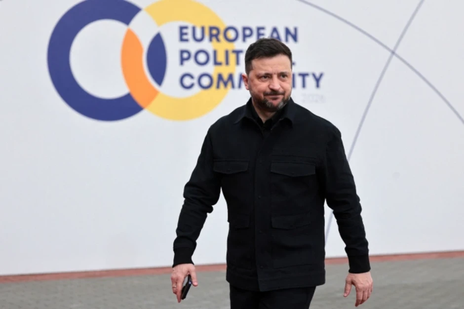 Ukraine tìm cách thoát bóng Mỹ