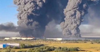 Ukraine toan tính gì khi dồn dập tấn công "ông lớn" bán lẻ của Nga?