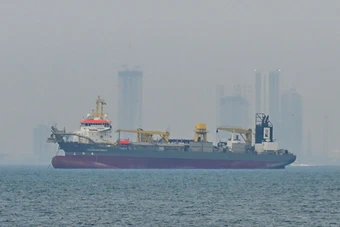 Urani và eo biển Hormuz: Nút thắt trong đàm phán Mỹ - Iran