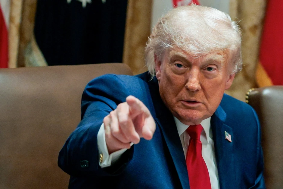 Vì sao ông Trump đe dọa cứng rắn Oman giữa lúc căng thẳng với Iran leo thang? Vì sao ông Trump đe dọa cứng rắn Oman giữa lúc căng thẳng với Iran leo thang?