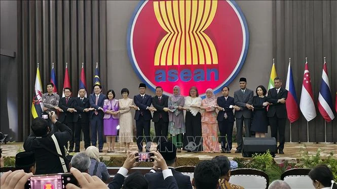 Việt Nam khẳng định vai trò chủ động kiến tạo trong ASEAN Việt Nam khẳng định vai trò chủ động kiến tạo trong ASEAN