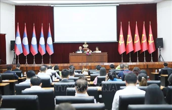Việt Nam - Lào thúc đẩy kết nối thương mại và vận tải