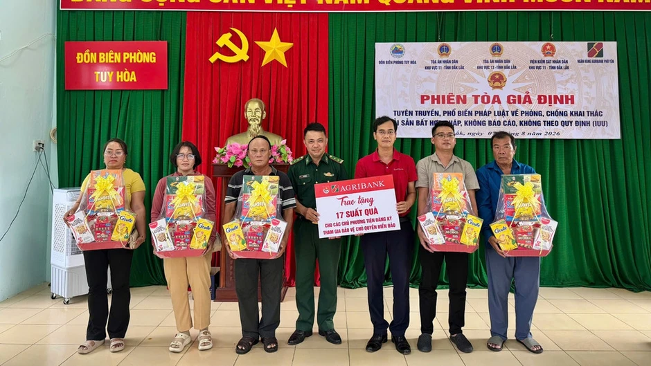 “Phiên tòa giả định” tuyên truyền pháp luật về chống khai thác IUU “Phiên tòa giả định” tuyên truyền pháp luật về chống khai thác IUU